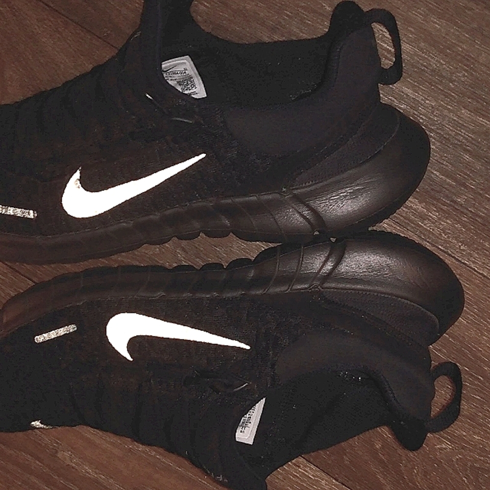 Nike Free Run 5.0 size 12 Black w/ Box